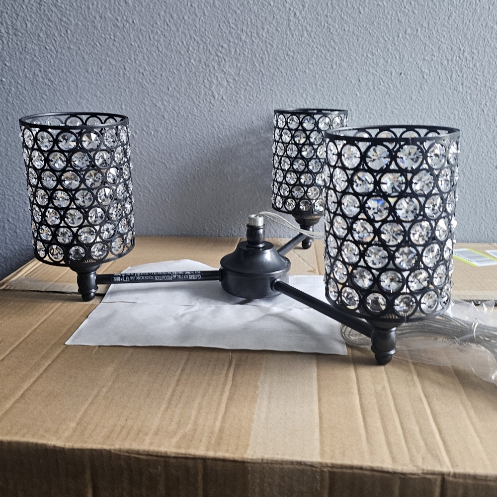 Doraimi 3-Light fixture Glass Chandelier, Modern Black Chandelier